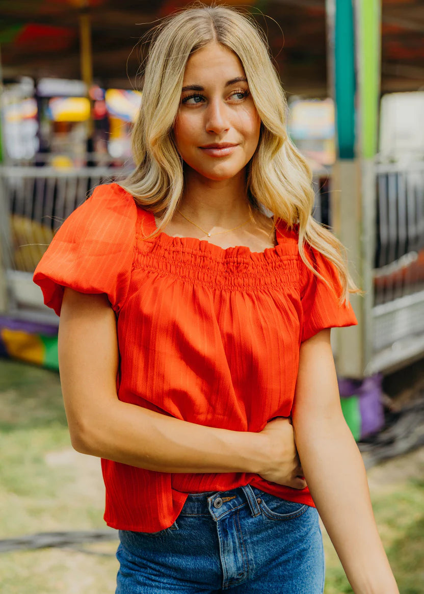 WOVEN CRINKLE TOP IN CHERRY RUSH