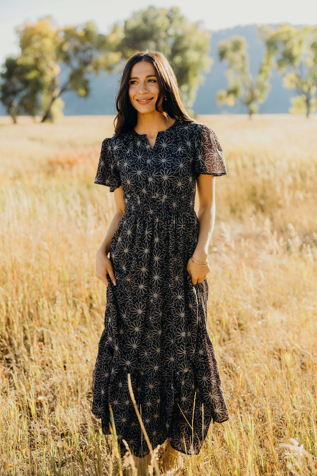 THE GILLIE IN BLACK SUNFLOWER